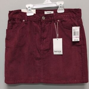 Kensie Bloodstone Corduroy Skirt. Size 6/28. NWT